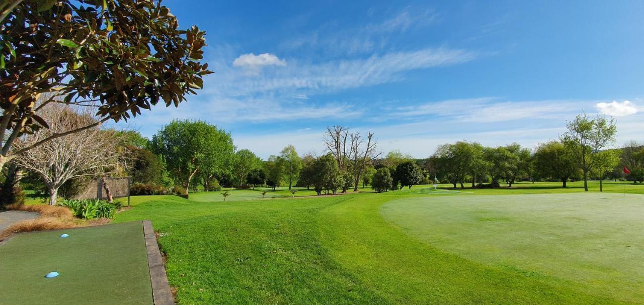 הוילה בומביי Maxwell'S Golf Retreat מראה חיצוני תמונה